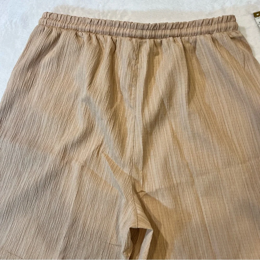 NWOT Manfinity Tan Shorts‎